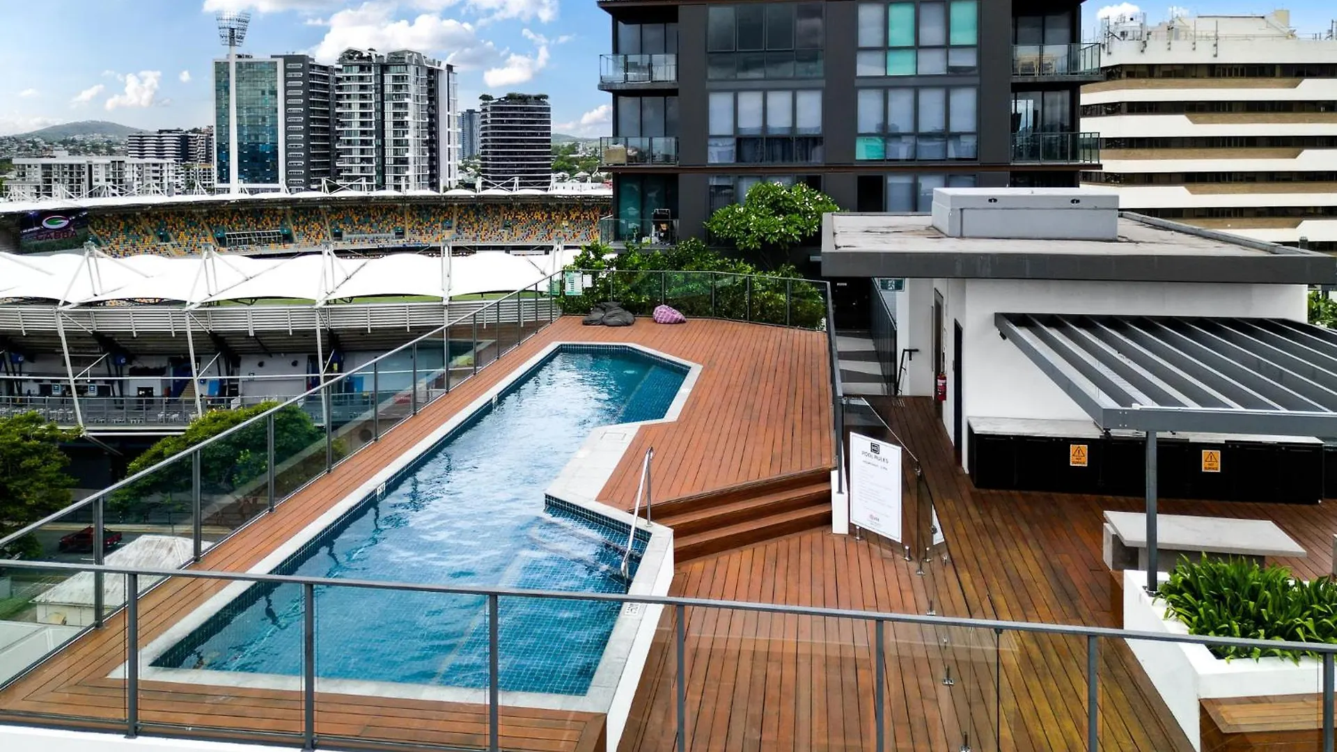 Brisbane Luxury Gabba Apartment